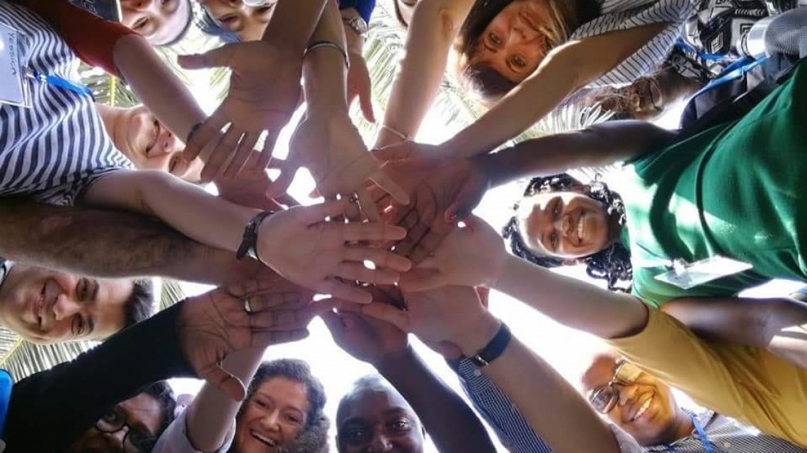 international-school-icon.jpg